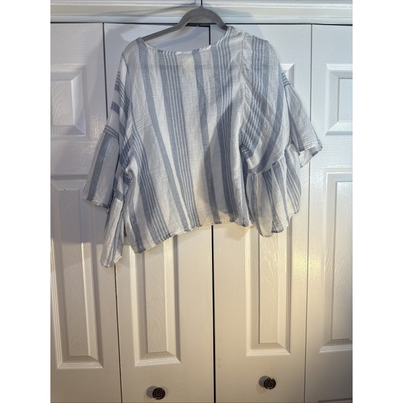 Blu Pepper Boutique Women's L Large White And Blue Stripes Flare Sleeves - Picture 5 of 6